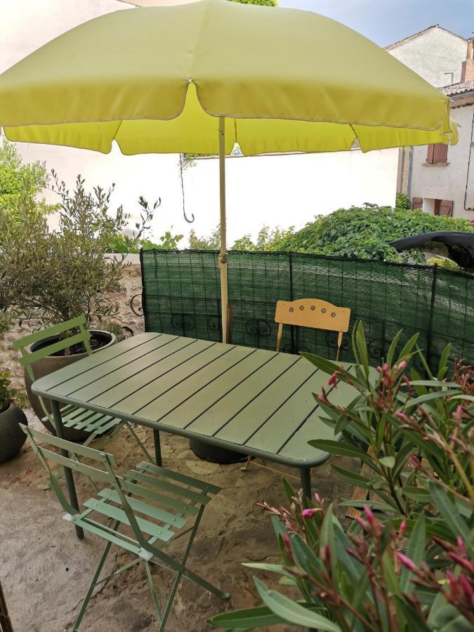 דירות Saint-Martin-de-Brômes Chez Gilles Math מראה חיצוני תמונה